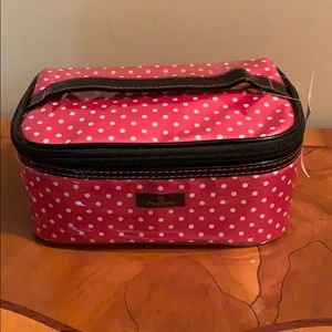 🆕 Makeup Bag